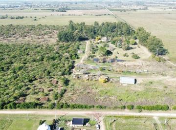 Campo · 190m² · 5 Dormitorios · 2 Cocheras · Vendo Lote de 2 Has con Casas en San Justo, Entre Ríos.