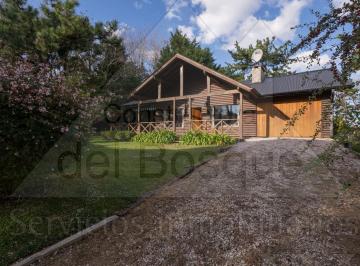Casa de 3 ambientes, Cariló · Un Hogar Pensado Para El Bienestar y El Disfrute de Toda La Familia (Cod - 344)