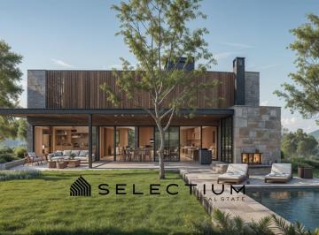 Casa · 360m² · 8 Ambientes · 2 Cocheras · Se Vende Casa en Estancia El Terrón