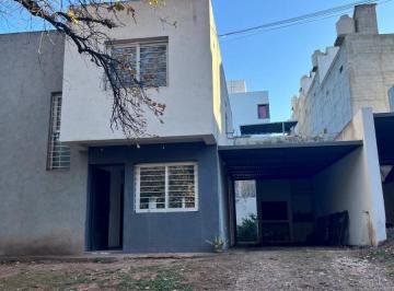 Departamento de 4 ambientes, Villa Allende · Duplex Villa Allende 2 Dorm.
