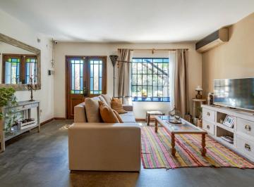 Casa · 52m² · 3 Ambientes · 1 Cochera · Venta - Casa Desarrollada en Planta Alta con Cochera. Fisherton, Rosario. Apto Crédito.