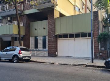 Garage , Caballito · Cochera Amplia Pb con Control Remoto