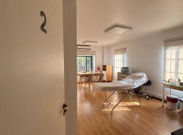 Edificio de 7 ambientes, Cipolletti · Oficinas Consultorios con Cocheras Centro Cipolletti