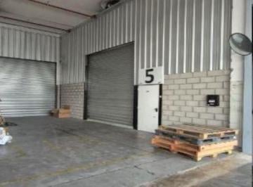 Bodega-Galpón , General San Martín · Galpón 670 m² en Pque ]industrial Newton, Fte. Ruta 8 (Ex Siemens)