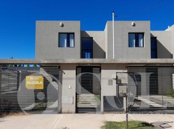 PH · 114m² · 3 Ambientes · 1 Cochera · En Alquiler Excelente Dúplex 2 Dorm. B° Ayres del Valle en Cipolletti