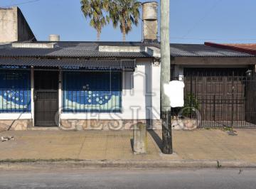 Casa · 150m² · 3 Dormitorios · 1 Cochera · Casa en Venta Berisso