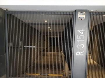 Garage · 10m² · Cochera en Venta en Barrio Lourdes