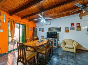 Casa · 83m² · 2 Ambientes · 1 Cochera · Casa en Venta Barrio Antartida Argentina