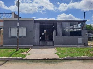 Casa · 113m² · 5 Ambientes · 2 Cocheras · Venta Casa 7 Amb. Gonzalez Catán - Barrio Dorrego