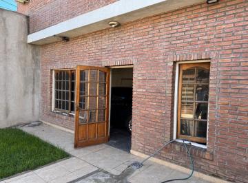 PH · 149m² · 4 Ambientes · 1 Cochera · PH 5 Ambiemtes Jardin Cochera Suite