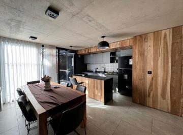 Casa · 85m² · 2 Dormitorios · 1 Cochera · Housing Zur - Venta - Casa 2d - 2b