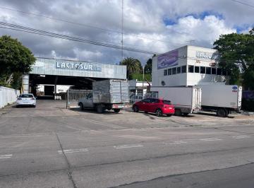 Local comercial · 2400m² · 10 Ambientes · 10 Cocheras · Local en Venta - Los Hornos