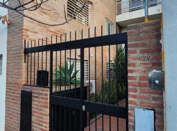 Departamento de 6 ambientes, Córdoba · Alquiler en Barrio Güemes: Departamento de 2 Dorm. con Balcón