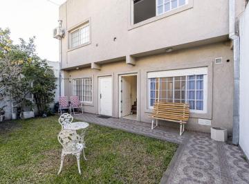 PH · 82m² · 3 Ambientes · PH en Venta 4 Ambientes Tres Plantas, Patio Jardin Gran Terraza