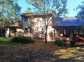 Quinta vacacional · 550m² · 5 Ambientes · 1 Cochera · Casa Quinta en Venta en General Rodríguez
