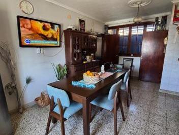 Casa de 3 ambientes, Ciudad de Santa Fe · Casa en Venta, Las Heras 7400.