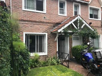 Casa de 4 ambientes, San Isidro · Venta Duplex 4 Ambientes con Jardin y Pileta