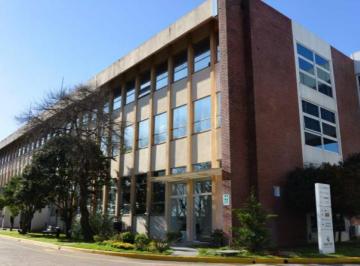 Depósito · 665m² · Depósito en Alquiler en Parque Newton - Villa Ballester