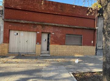 Casa · 100m² · 5 Ambientes · 1 Cochera · Casa en Venta