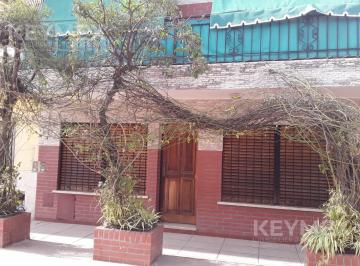 Casa · 120m² · 7 Ambientes · Venta Casa 7 Amb en Villa Celina