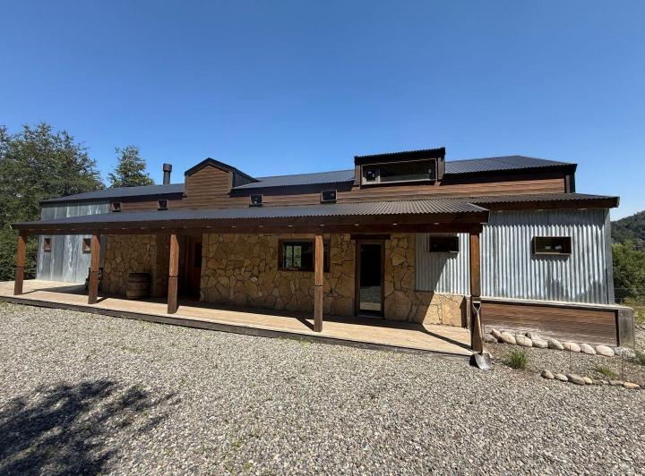 Casa · 480m² · 7 Ambientes