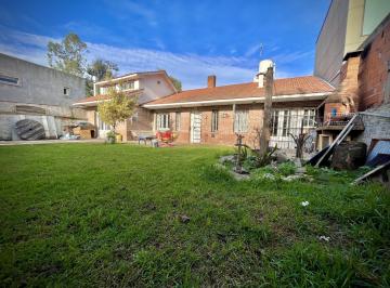 Casa · 120m² · 4 Ambientes · 1 Cochera · Venta Casa Barrio Colinas de Peralta Ramos!