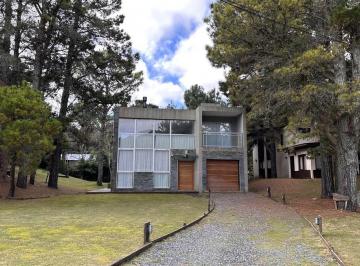 Casa · 160m² · 4 Ambientes · 1 Cochera · Venta Casa 3 Dorm. Mar de Las Pampas con Cochera