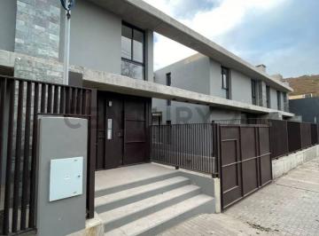 Casa · 93m² · 2 Dormitorios · 1 Cochera · Housing La Felicia en La Calera, Apto Credito Hipotecario
