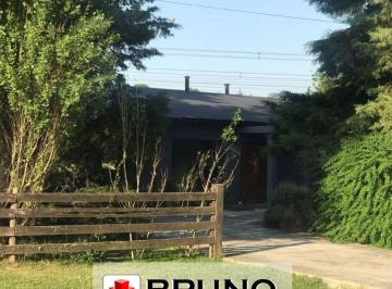 Casa de 4 ambientes, Marcos Paz · Casa en Venta, El Moro