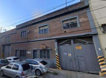 Bodega-Galpón · 900m² · Galpón - Depósito de 930 m² - Avellaneda - Alquiler