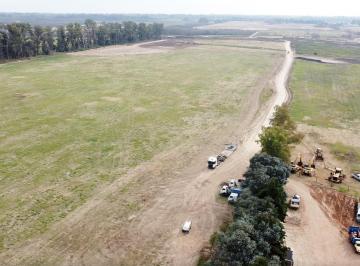 Terreno · 3000m² · Terreno de 3.000 m² en Venta en Complejo Industrial Ruta 6 Lujan