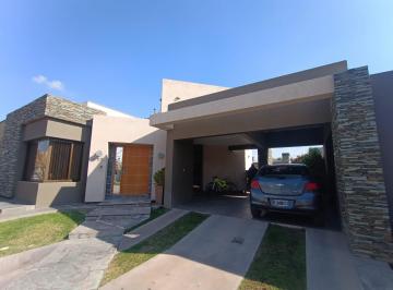Casa de 6 ambientes, Maipú · Casa Viña del Torreon