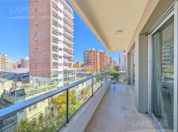 Departamento · 85m² · 3 Ambientes · Venta Departamento de 2 Dorm. Zona Centro