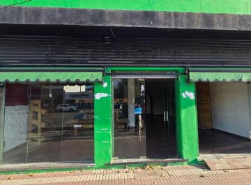 Local comercial · 150m² · Alquiler Comercial Local Apto Gastronomia Sotano Entrada Vehiculo Gas