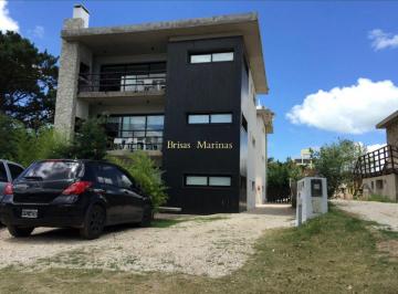 Departamento · 86m² · 3 Ambientes · 1 Cochera · Departamento en Venta Las Gaviotas
