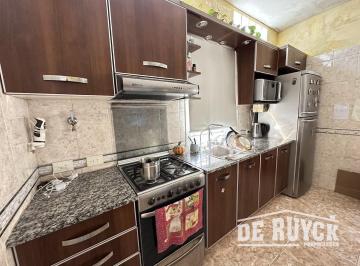 Casa · 147m² · 3 Ambientes · 1 Cochera · Casa 3 Ambientes Quilmes Oeste a Pasos de Calchaqui