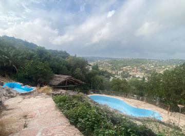 Casa · 183m² · 9 Ambientes · 1 Cochera · Venta Casa en Rio Ceballos - Ñú Pora
