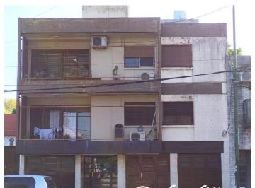 Departamento · 69m² · 3 Ambientes · 1 Cochera · Departamento en Lomas de Zamora Este