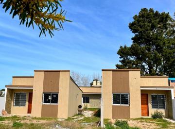 PH · 93m² · 6 Ambientes · 2 Cocheras · PH en Venta - 2 Dorm. 1 Baños - 60 m² - Mar del Tuyú