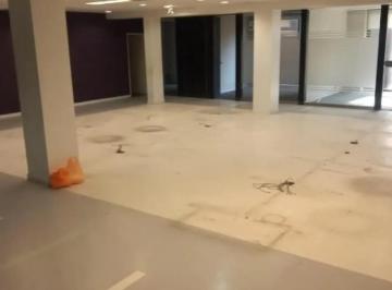 Oficina comercial · 708m² · 10 Ambientes · Oficina en Alquiler - Baños - 708 m² - San Nicolás