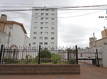 Departamento · 80m² · 1 Ambiente · 1 Cochera · En Venta - Caronti 555