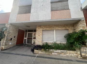 Casa · 199m² · 5 Ambientes · 2 Cocheras · Casa en 7 Entre 523 y 524 Tolosa