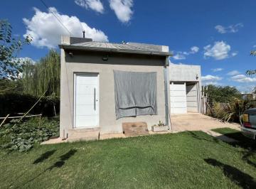 Casa · 160m² · 3 Ambientes · 1 Cochera · Casa en Venta en Pergamino con Patio