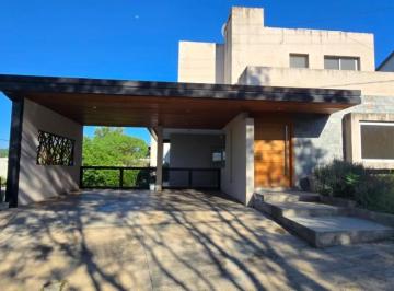 Casa de 12 ambientes, La Calera · Propiedad a La Venta en Barrio Cerrado La Estanzuela (La Calera) Seguridad 24hs