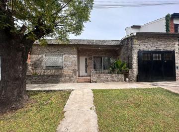 Casa de 3 ambientes, Hurlingham · Venta de Casa Estilo Americana – 3 Ambientes