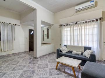 Casa · 181m² · 4 Ambientes · 2 Cocheras · Venta Casa 4 Amb + Casa 3 Amb C/ Jardín - Terrazas