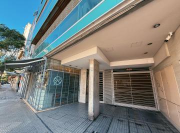 Departamento · 40m² · 2 Ambientes · Moreno 1054 - Departamento de 1 Dormitorio con Patio y Amenities en Alquiler - Centro, Rosario