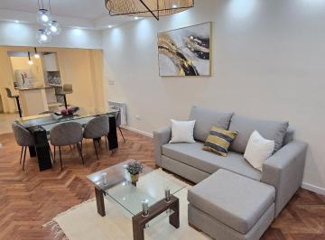 Departamento · 70m² · 3 Ambientes · Departamento 3 Ambientes con Balcón a a La Calle