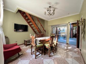 PH · 114m² · 4 Ambientes · En Venta, PH Tipo Casa, Al Frente, Muy Amplio, con Terraza