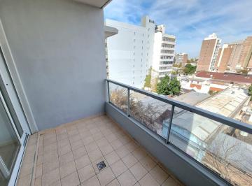 Departamento · 60m² · 3 Ambientes · 1 Cochera · Alquiler Departamento y Cochera. 2 Dorm. Echesortu Rosario